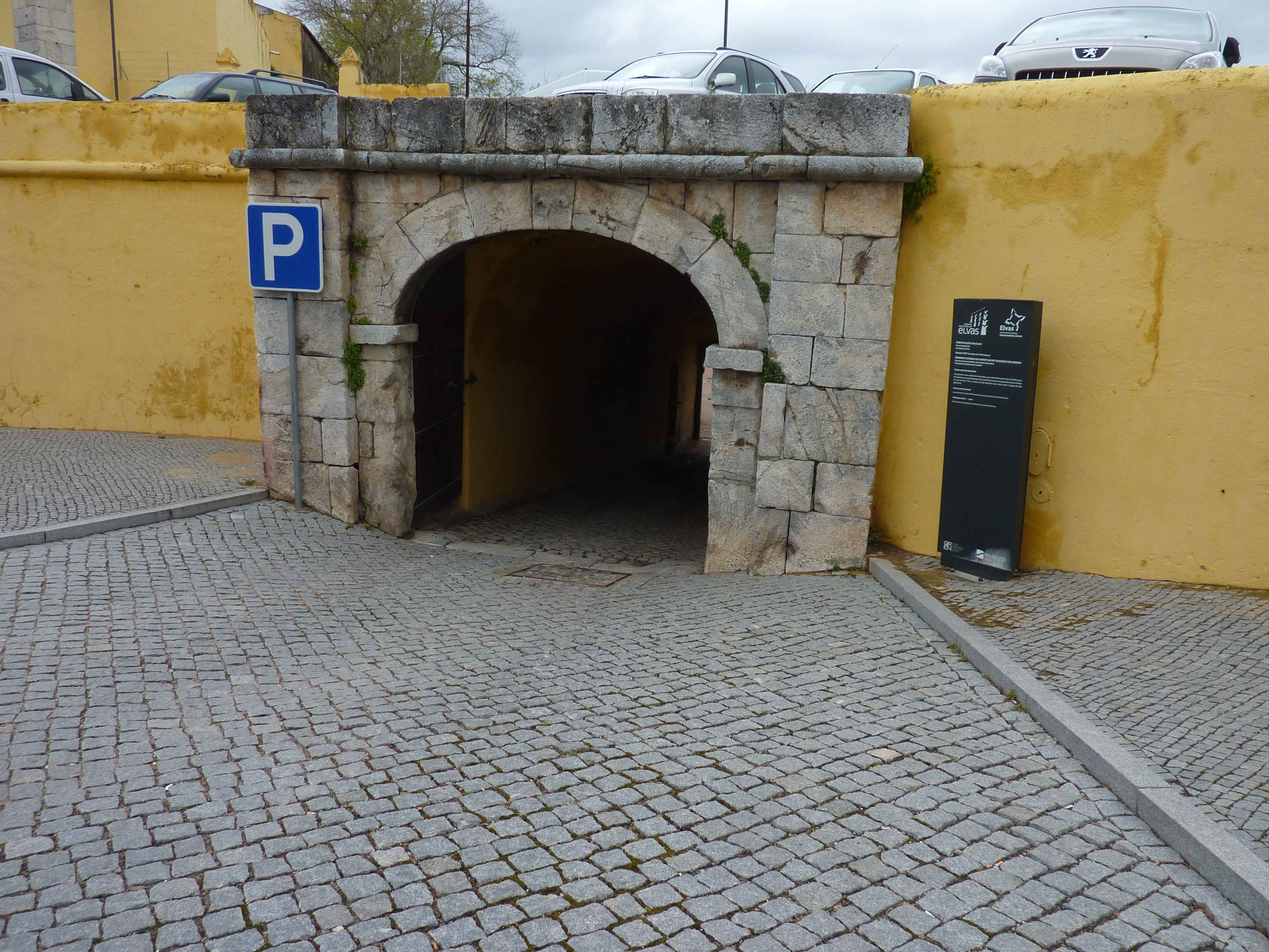 Photos de Porte Dans Les Murailles De Elvas