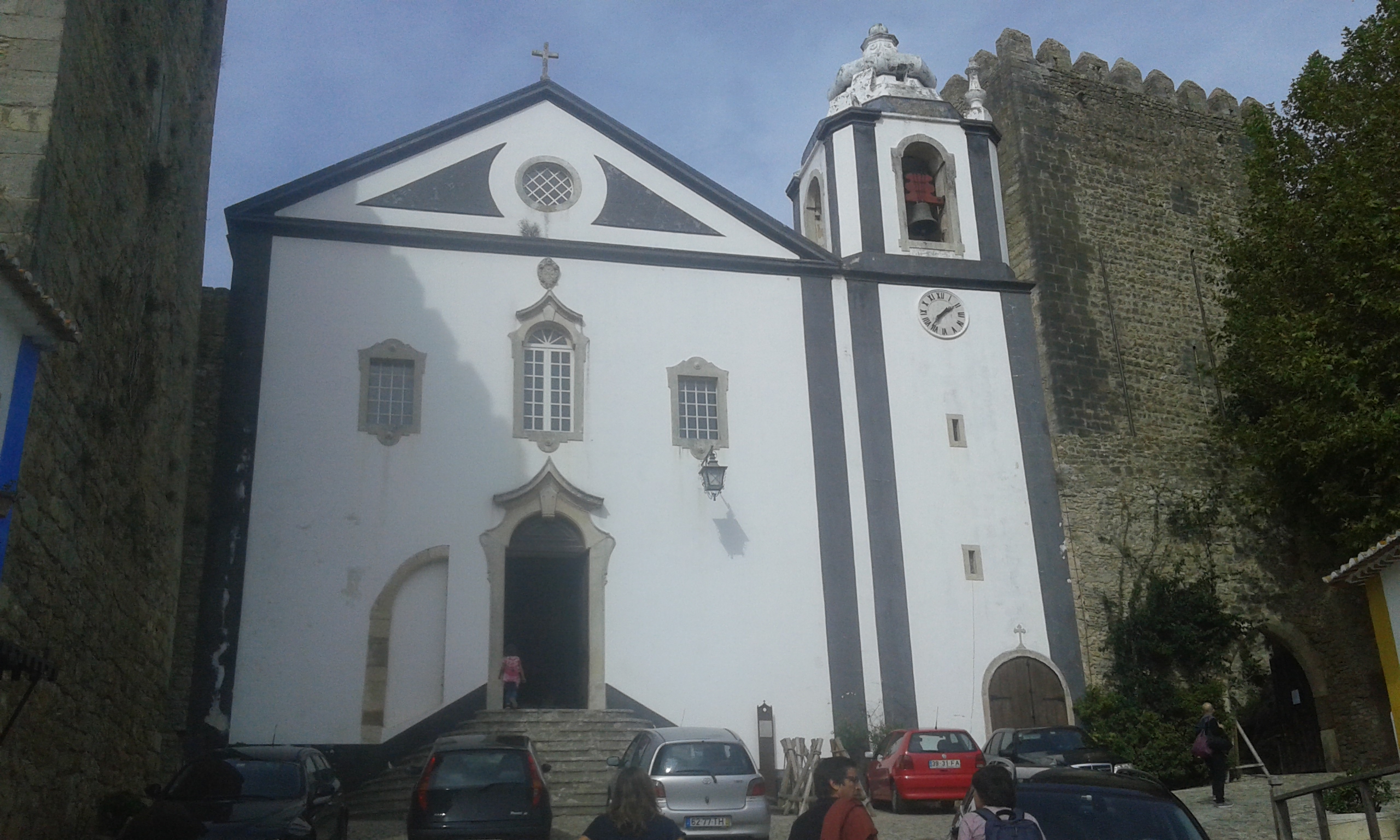 Photos de Eglise Construite A Flan De Rempart Au Portugal