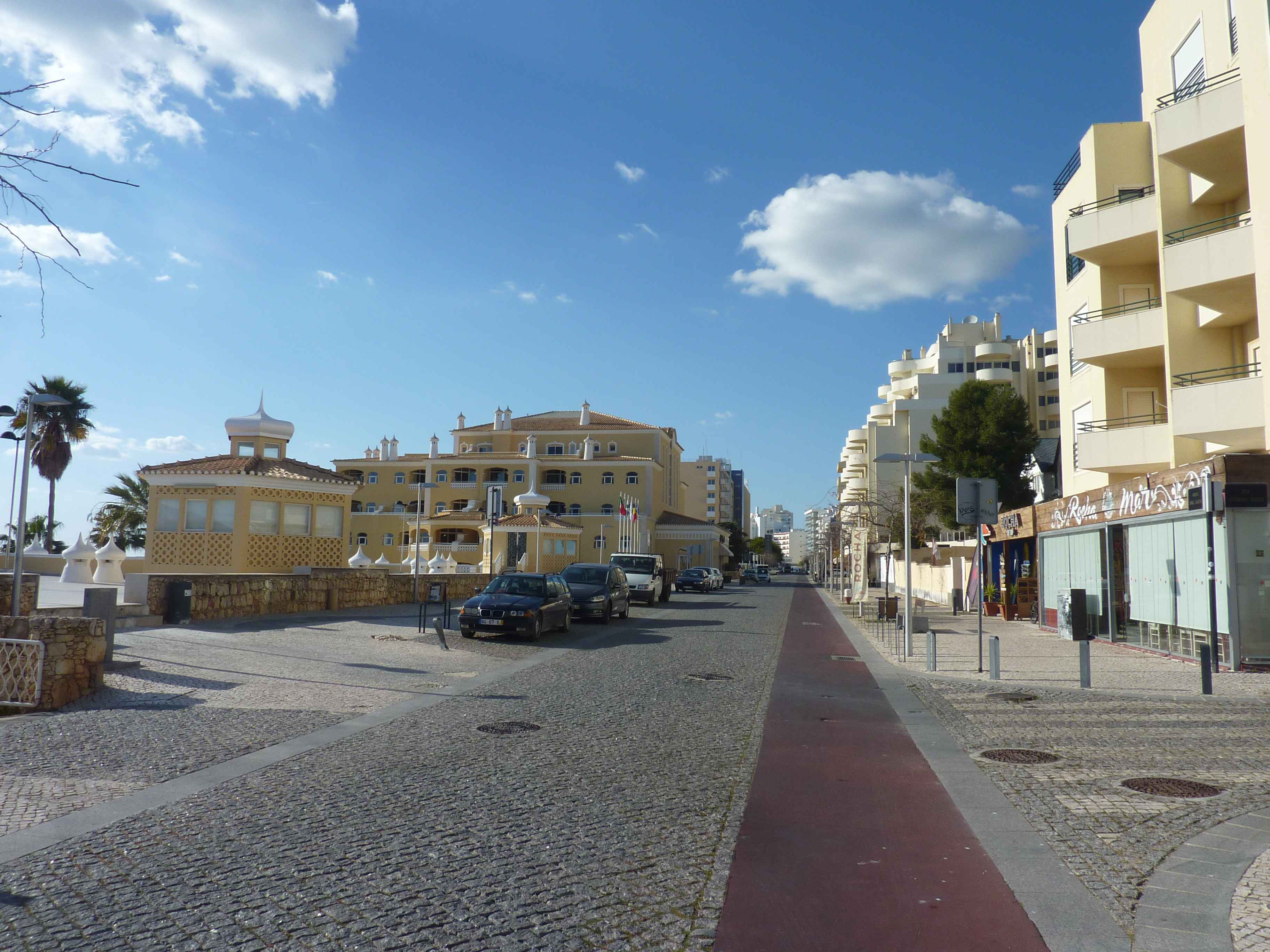 Photos de Grandes Construction Le Long Des Plages De Portimao En Algarve