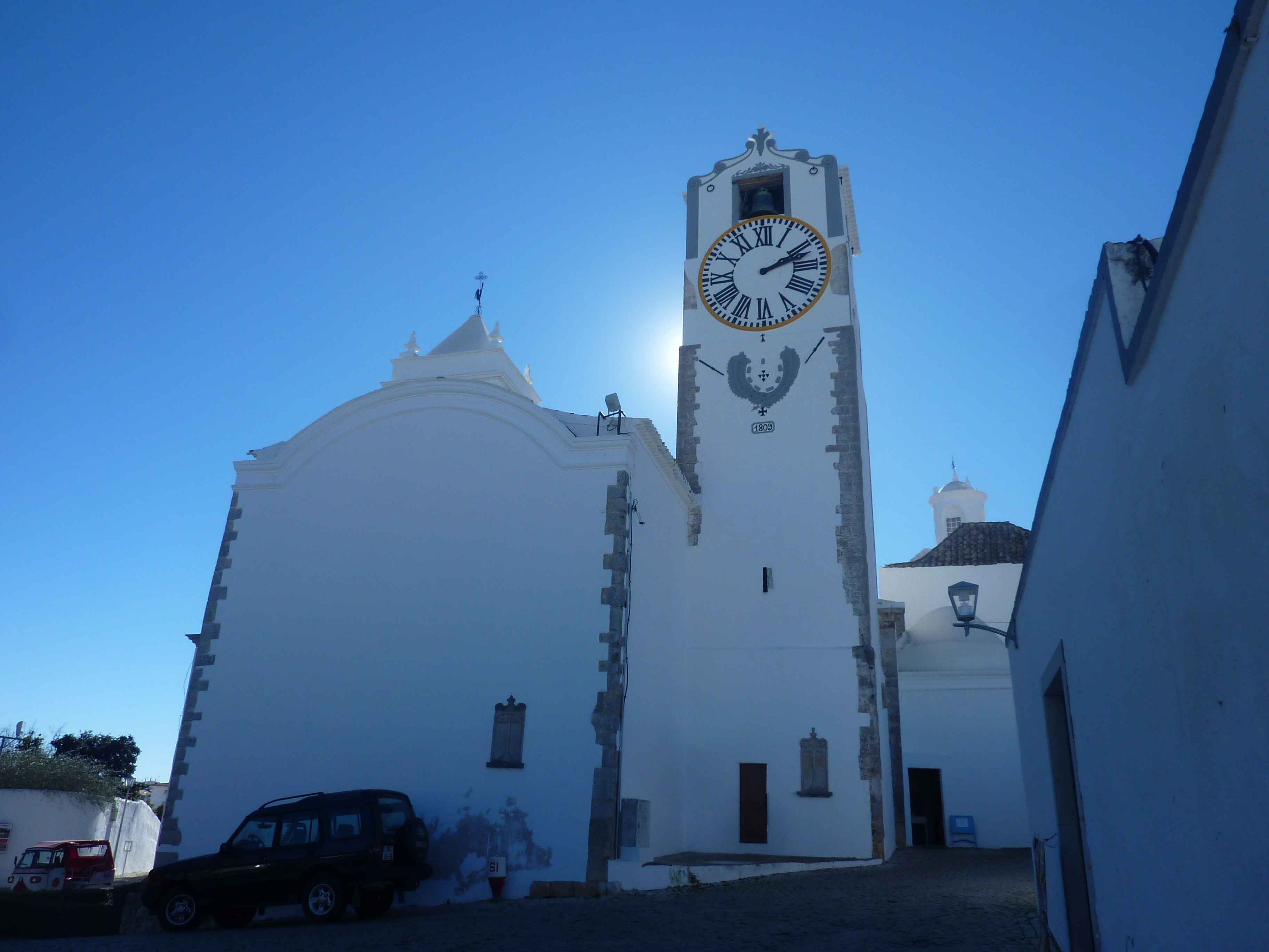 Photos de Eglise Matriz De Santa Maria Do Castelo En Haut De La Ville De Tavira