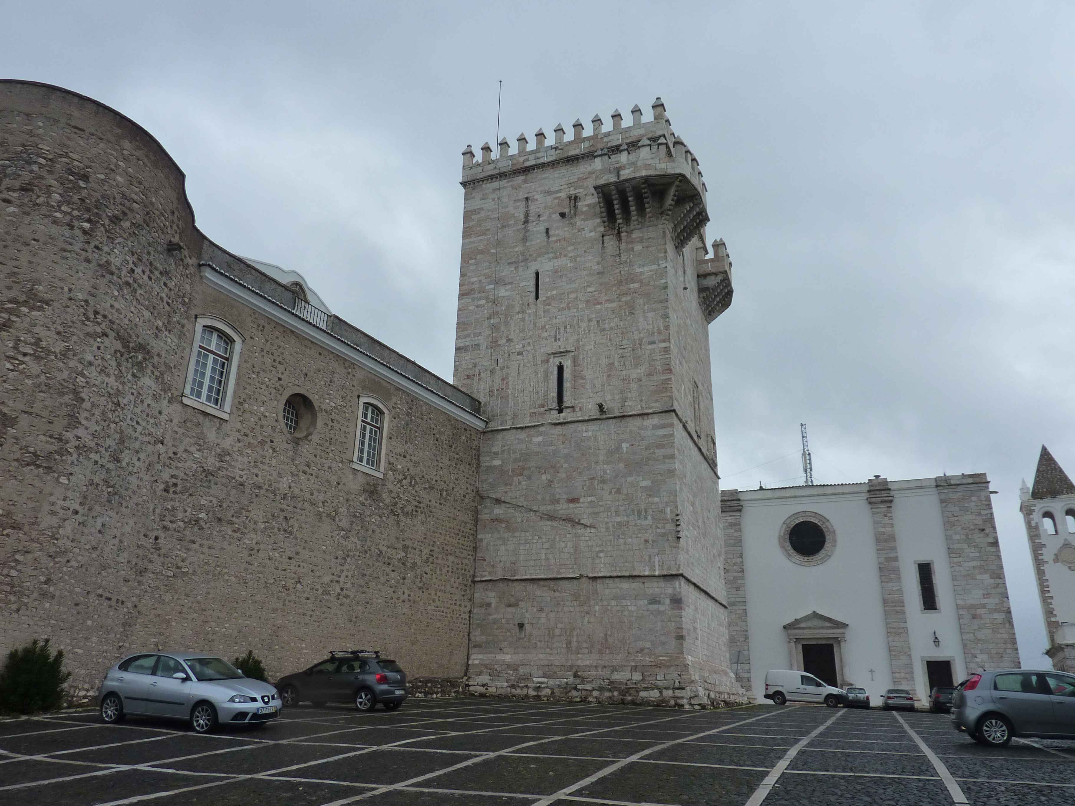 Photos de Place Devant La Tout De Menagem Dans Estremoz