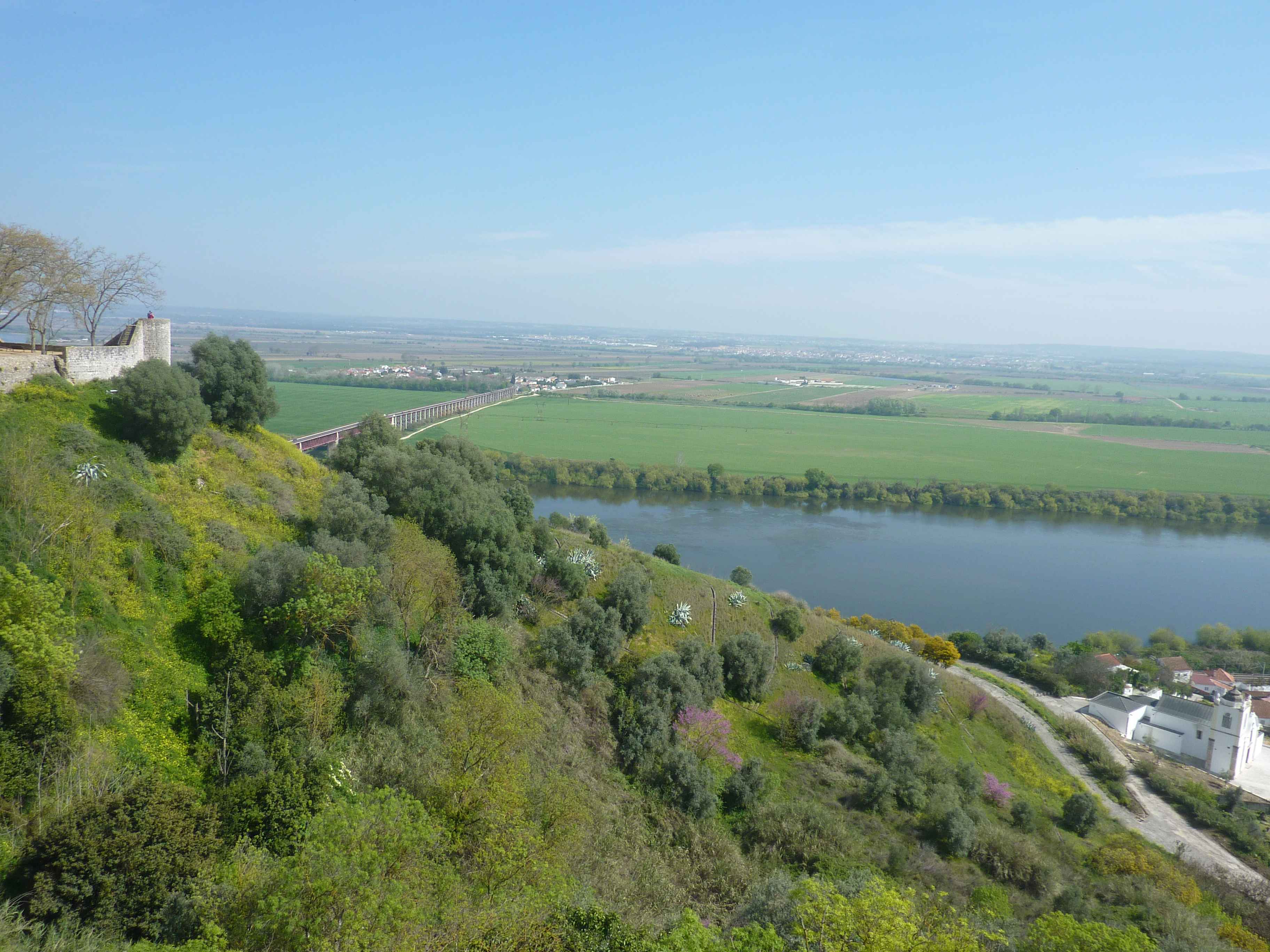 Photos de Le Tage Et La Plaine Vue Du Jardim Das Portas Do Sol