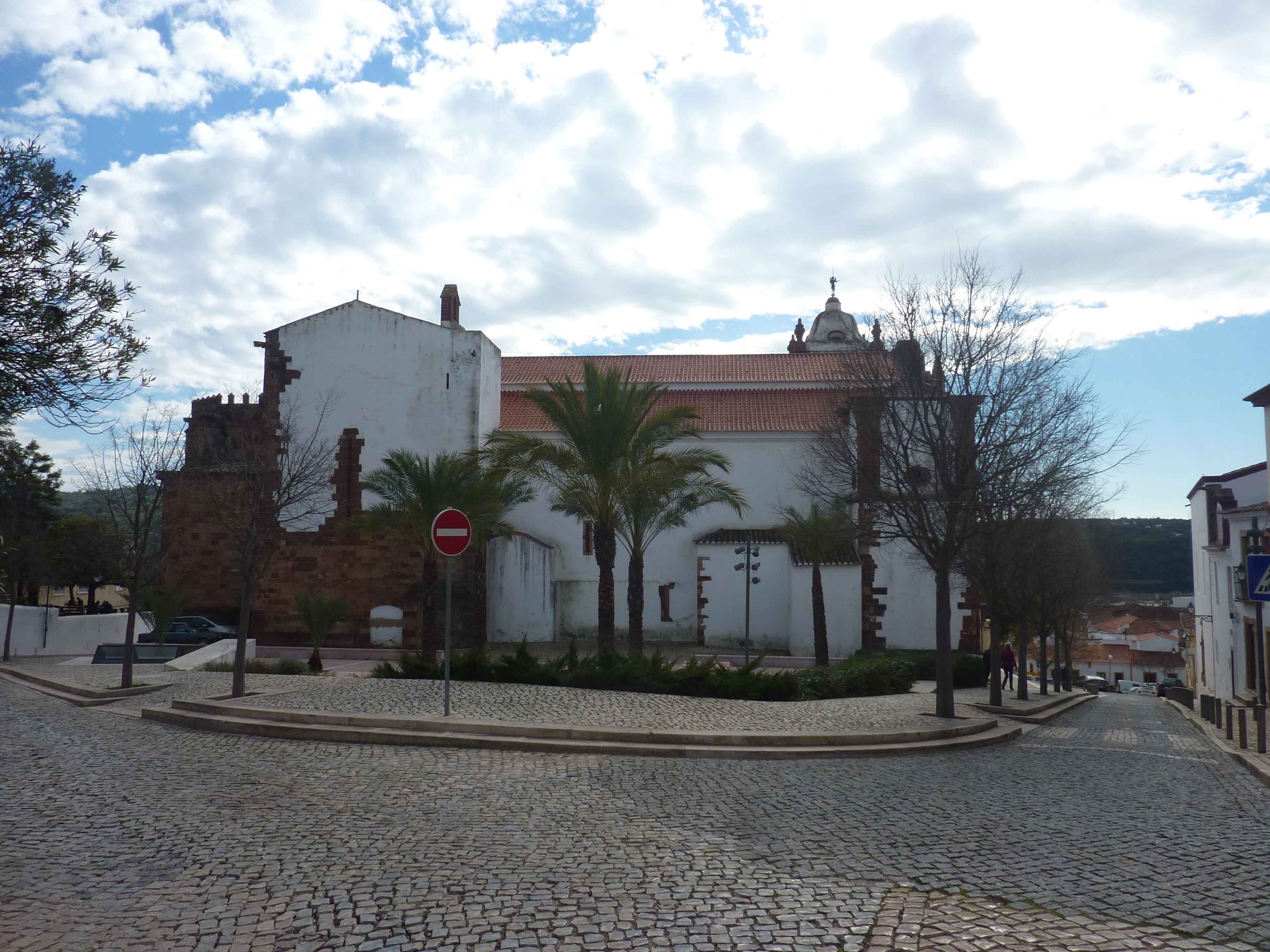 Cathedrale De Silves Proche Mer En Algarve